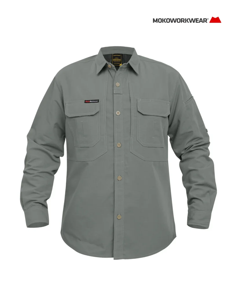 7 Jenis Seragam Kerja Populer untuk Berbagai Bidang Usaha di Indonesia 7 Seragam tactical lengan panjang custom warna olive dengan desain profesional, kantong multifungsi, dan bahan ripstop untuk kebutuhan industri, security, dan lapangan.